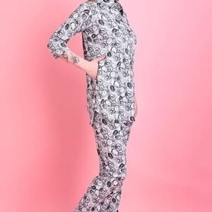 Women’s Digital Printed Co-ord Set with Mandarin Collar, 3/4 Sleeves & Button-Down Design | Full Pair Fancy Travel Kurta Set